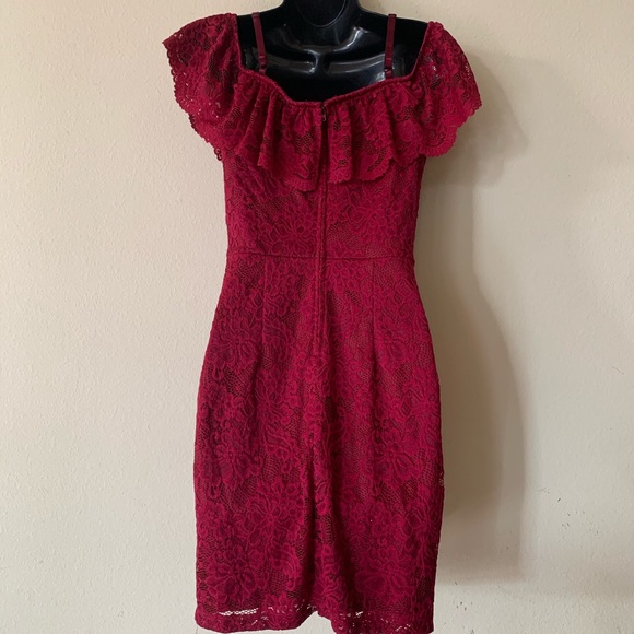 A. Buyer Red Maroon Lace Off Shoulder Fitted Dress - Picture 4 of 10
